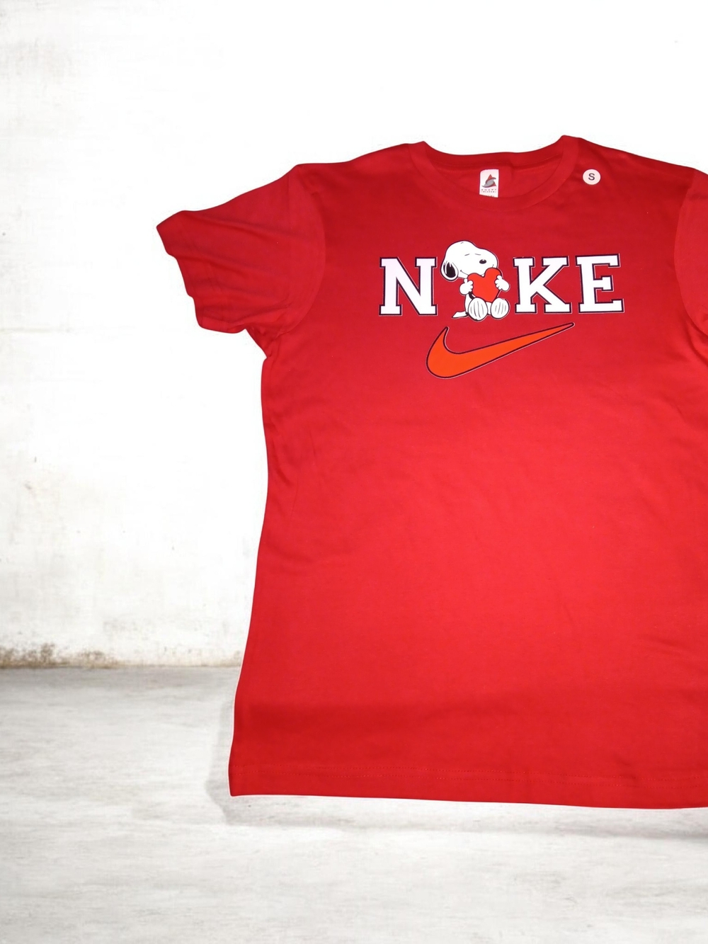 Red Graphic Short Sleeve Tee with Snoopy and Swoosh Nike